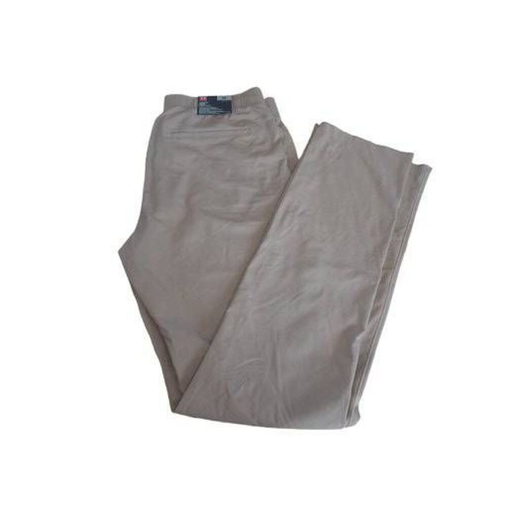 New with tags under Armour Lightweight pants straight 38 waist